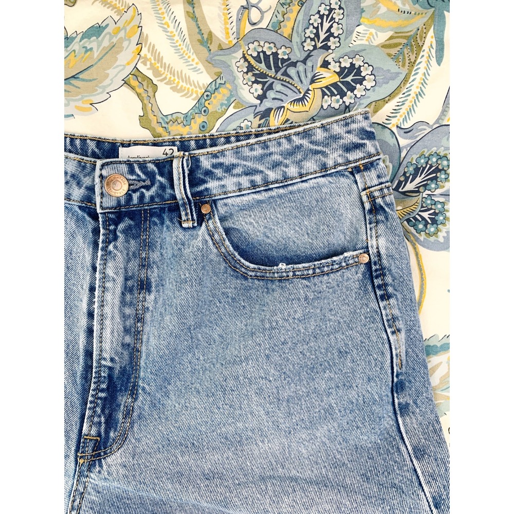 Stradivarius High Waisted Wide Leg Jeans Light Blue Wash Size 10 EUR 42 Baggy - Picture 6 of 16